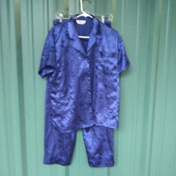 Women's Royal Blue/Purplish Periwinkle Pajamas Set with Flowers Floral Size 8 - Picture 1 of 8